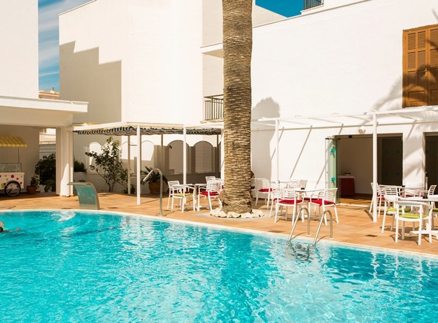 swimming pool  Anba Romani en Cala Millor